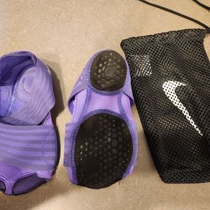 Nike pilates/Yoga Shoes